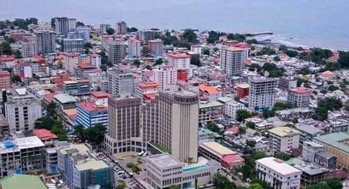 Mobiliser 175 milliards de dollars pour la Côte d'Ivoire : La Guinée doit-elle oser viser plus haut? Une analyse de F2C
