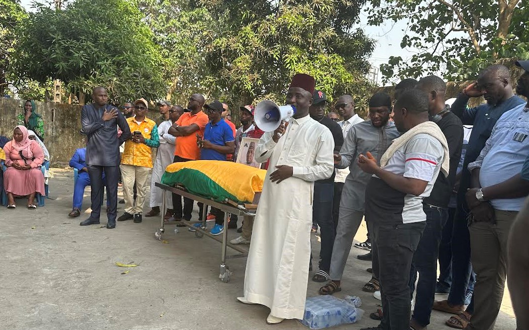 Kaloum rend un dernier hommage à Aboubacar Mara, dit « Manguè Dökhö Boré »
