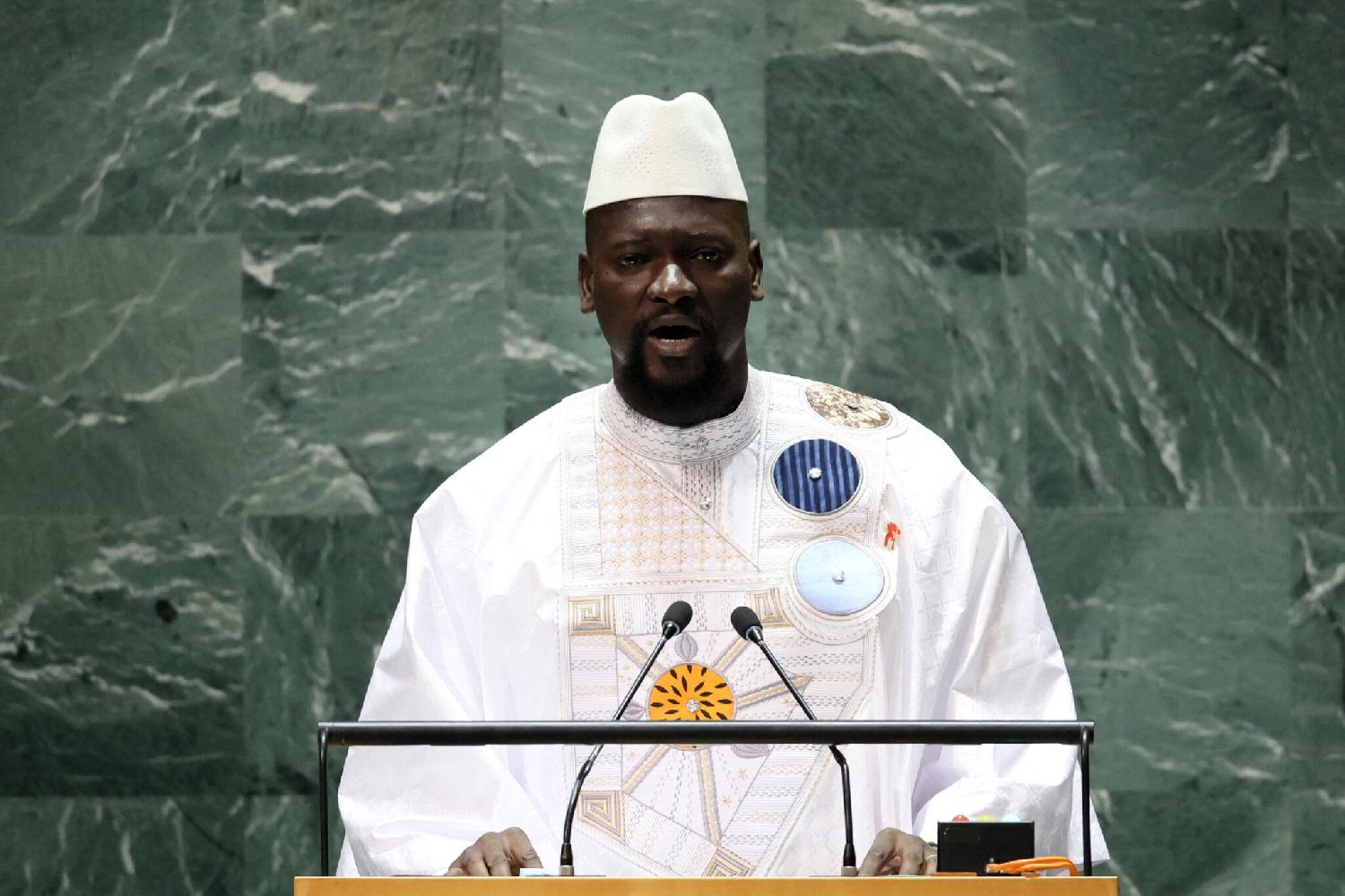Que faut-il attendre du Premier Président de la Vè République de la Guinée ?